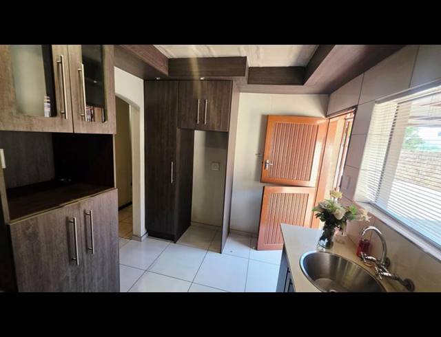 3 BEDROOM HOUSE FOR SALE IN CHANTELLE